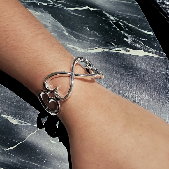 Silver 925 Double Loving Heart Cuff Bracelet - Picture 3 of 3